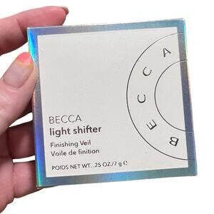 NEW Becca Light Shifter Finishing Veil Pressed Powder Shade 5 Atmospheric Makeup